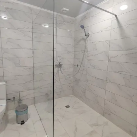 Hotel Chorna Skelya & Wellness Vynohradiv