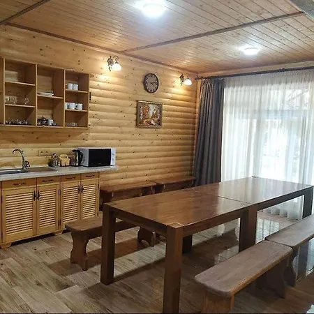 Chorna Skelya & Wellness 2*