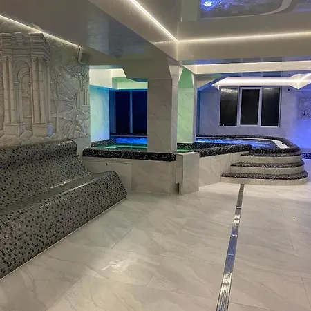 Ξενοδοχείο Chorna Skelya & Wellness