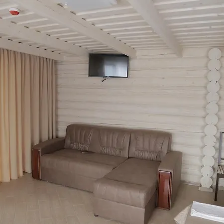 Chorna Skelya & Wellness 2* Vynohradiv